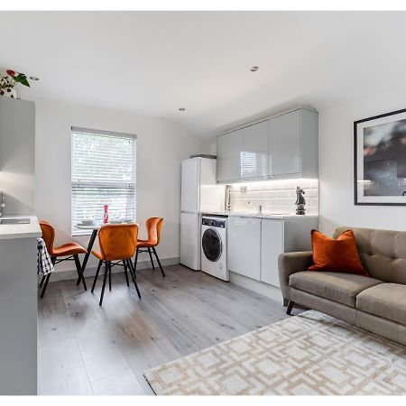 Cozy And Stylish 2 Bedroom Flat In Greater London Ngoại thất bức ảnh