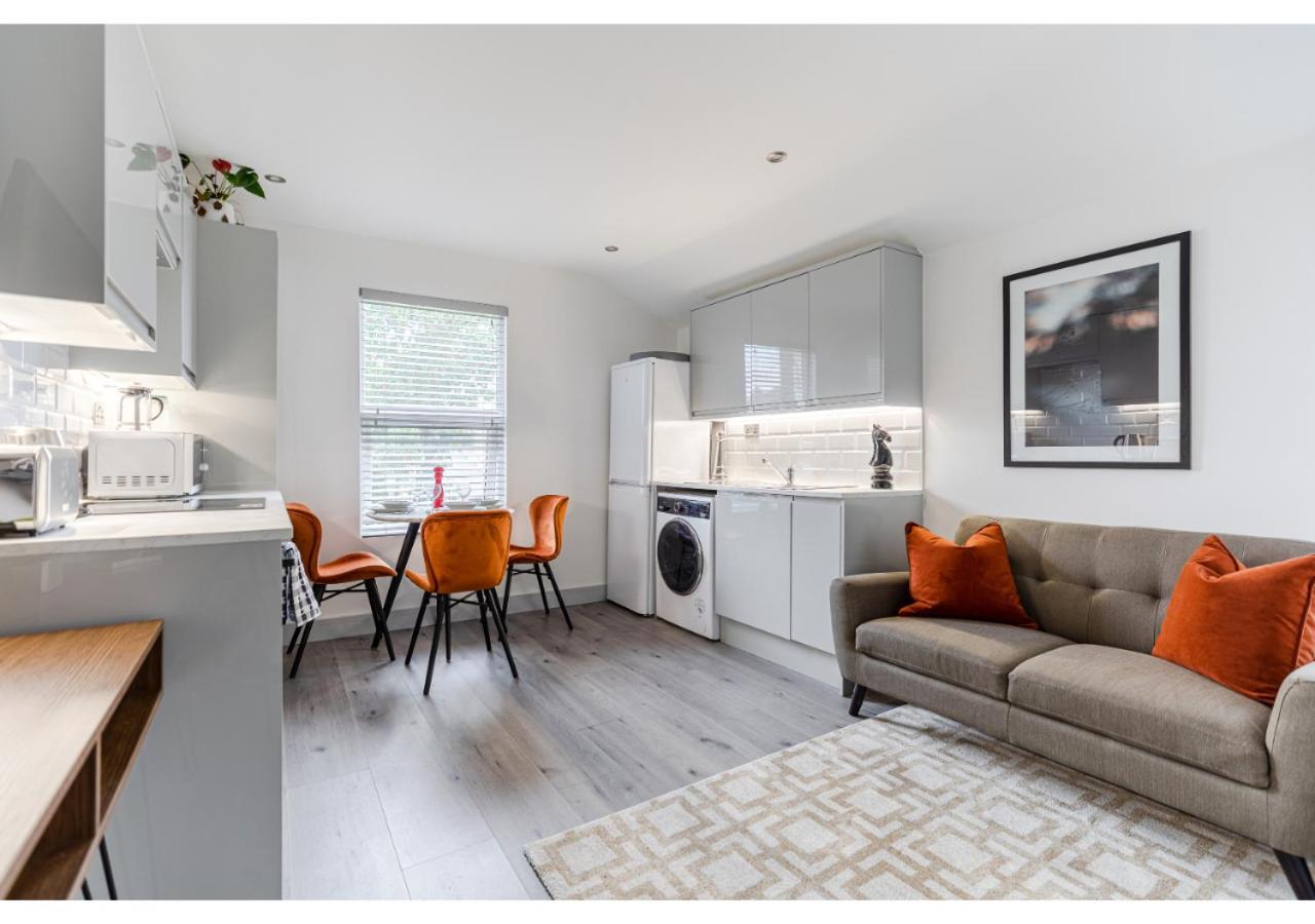 Cozy And Stylish 2 Bedroom Flat In Greater London Ngoại thất bức ảnh