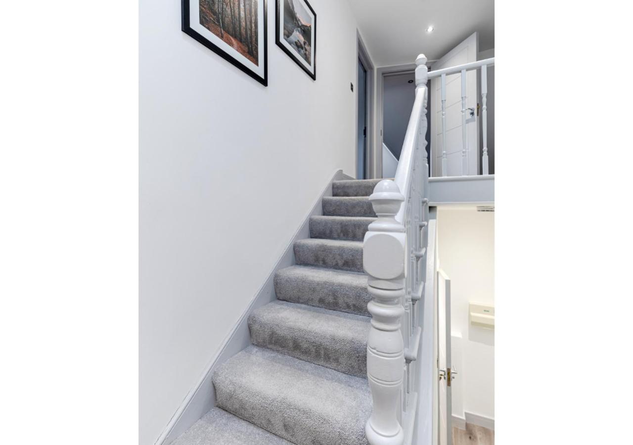 Cozy And Stylish 2 Bedroom Flat In Greater London Ngoại thất bức ảnh